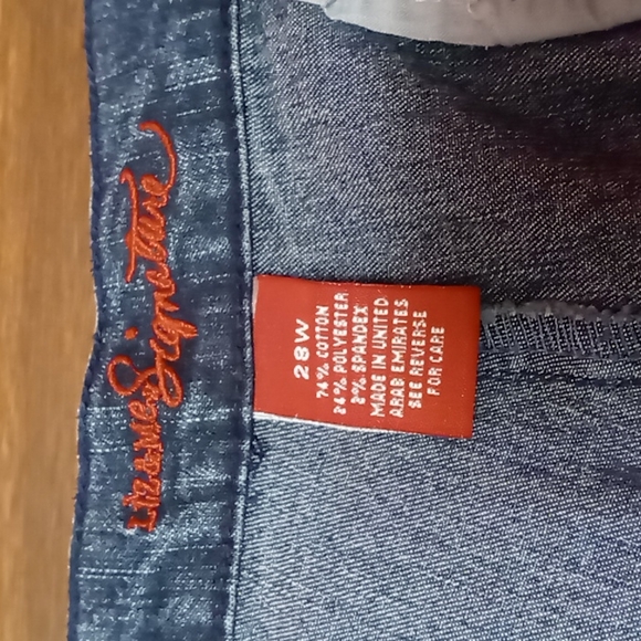 Liz & Me Signature Cuffed Jean Capris Size 28W - Picture 4 of 4